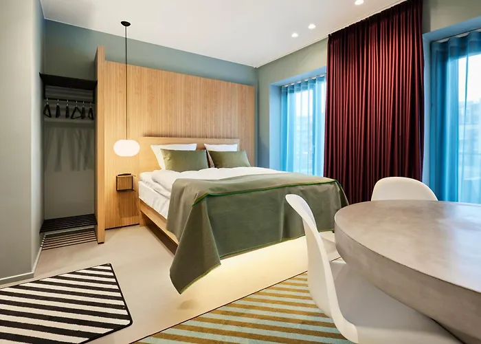 Kirk Suites